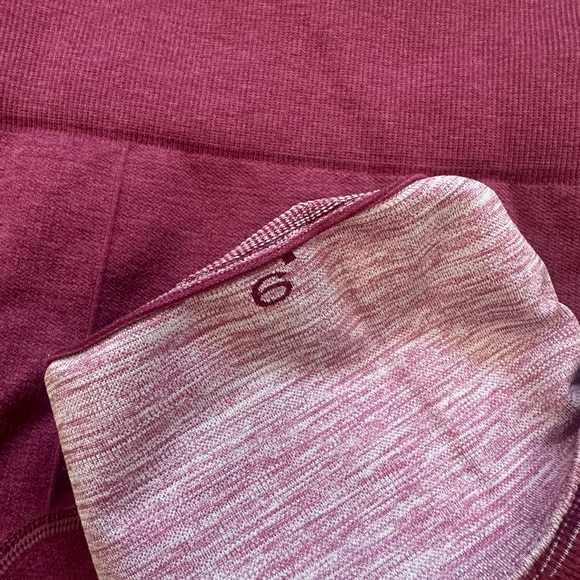 Lululemon Seamlessly Street Crop leggings size 6 - Picture 3 of 7